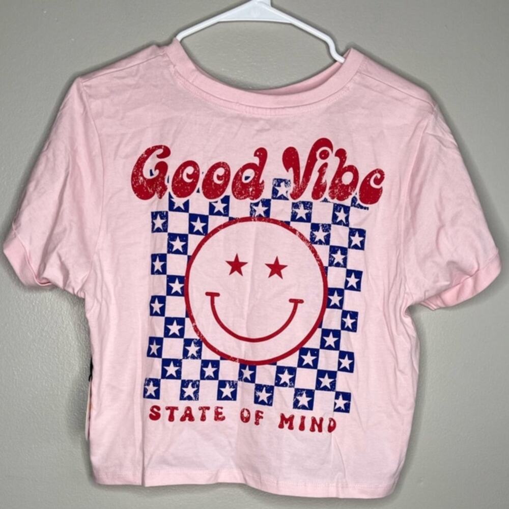 Good Vibes Pink Blue and Red Cropped NWT Aesthetic Girly Tee Shirt Medium